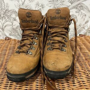 Vintage Timberland Womens 7  Euro Hiker Brown 90s Suede Leather Mid Hiking Boots